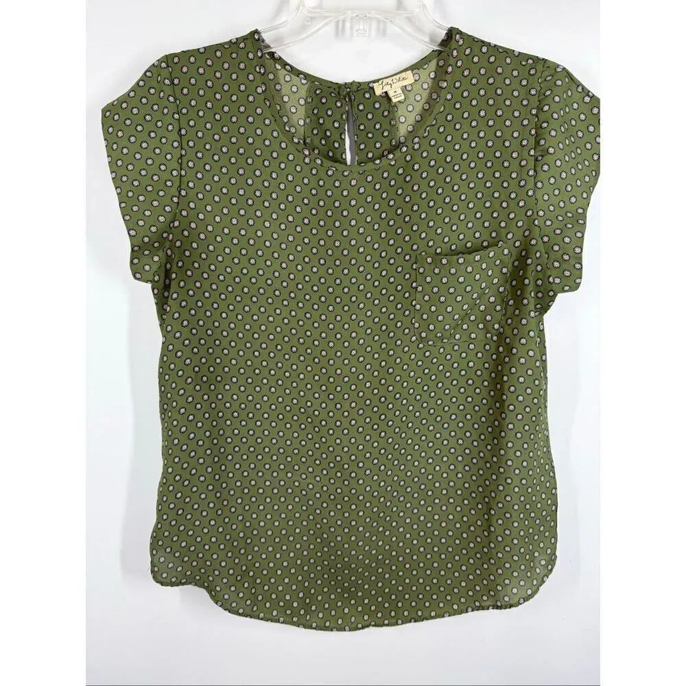 B7 Lily White Women print blouse top size medium